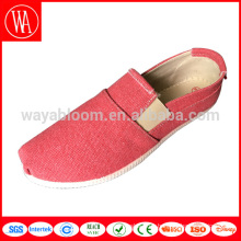 Großhandel China Schuhe 2018 schlichte Slip on Damen schöne flache Schuhe Lady Frauen Sommer Segeltuchschuhe